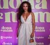 Giovana Cordeiro mostrou beleza e simpatia na festa de lançamento de Dona de Mim