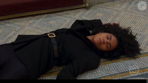 Maria de Fátima se jogou da escadaria do Theatro Municipal