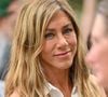 Salada de Jennifer Aniston é composta por alface, muito queijo, ovos, nozes, sementes, abacate e muito mais