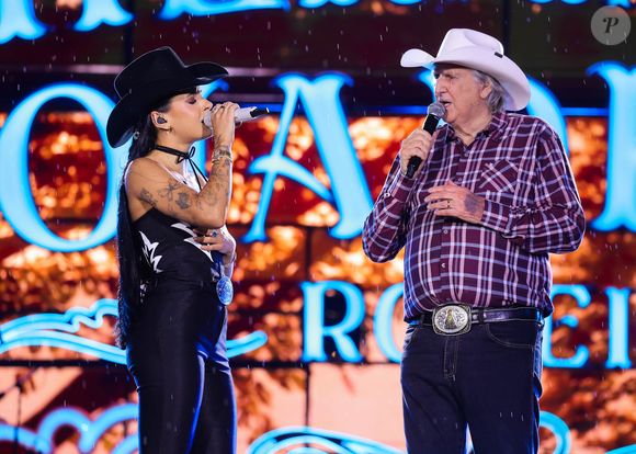 Ana Castela e Sérgio Reis: emoção ao cantarem 'Romaria' para o novo DVD da 'Boiadeira'