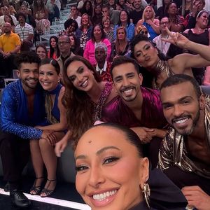 Sabrina Sato garantiu que fica muito feliz de ver Nicole Bahls na Globo