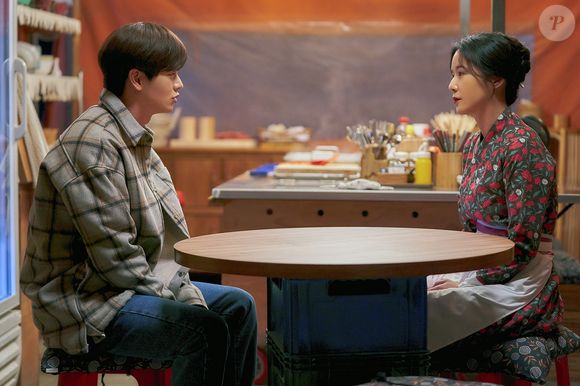 Com drama, muita comédia e um toque fantasioso, 'Mystic Pop-Up Bar' é a pedida perfeita até que cheguem os novos episódios de 'Gostinho de Amor'