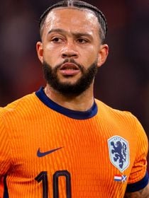 Memphis Depay, camisa 10 da Holanda na Copa 2026, deu reviravolta na vida: do álcool quando criança ao luxo com relógios e carros de alto padrão