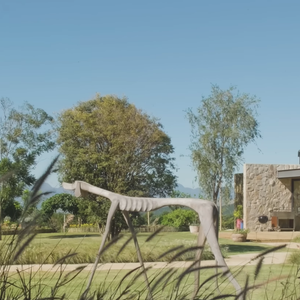 Quando não estão usando o rancho, Giovanna Ewbank e Bruno Gagliasso alugam a propriedade por diárias a partir de R$ 20 mil