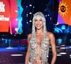 Ex-noiva de Jonas Sulzbach, Mari Gonzalez roubou a cena em evento de Carnaval em Salvador com look sexy e acabamento reluzente