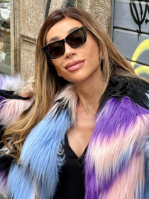 Sinto muito, Adidas, mas estes novos tênis Nike na cor 'bibelô candy color', que protegem os pés do frio, se tornaram destaques nos meus looks de inverno