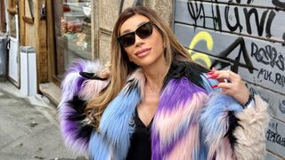 Sinto muito, Adidas, mas estes novos tênis Nike na cor 'bibelô candy color', que protegem os pés do frio, se tornaram destaques nos meus looks de inverno