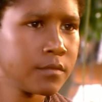 A chocante fofoca de Tiziu em 'Terra Nostra': menino não se aguenta, espalha romance secreto e deixa vítima falada pela cidade inteira