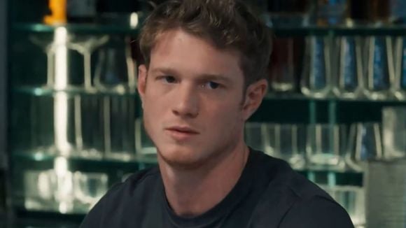 Ao descobrir que Viviane é trans, Leonardo tem reação machista em 'Três Graças' e acaba na delegacia após agressão: 'Eu sou homem'