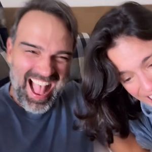 História de amor de Tadeu Schmidt e Ana Cristina mostra que é possível conciliar vida pública e privacidade com equilíbrio.
