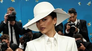 Descobrimos a marca, preço e o passo a passo infalível do lip combo de Zendaya no MET Gala 2025