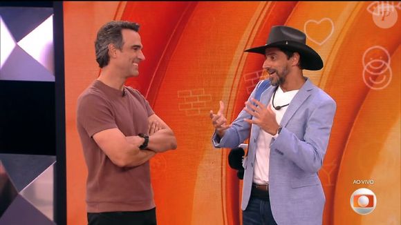 Tadeu Schmidt resgata frase icônica de Pedro Bial para eliminar Alberto Cowboy no 'BBB 26': 'Rala'