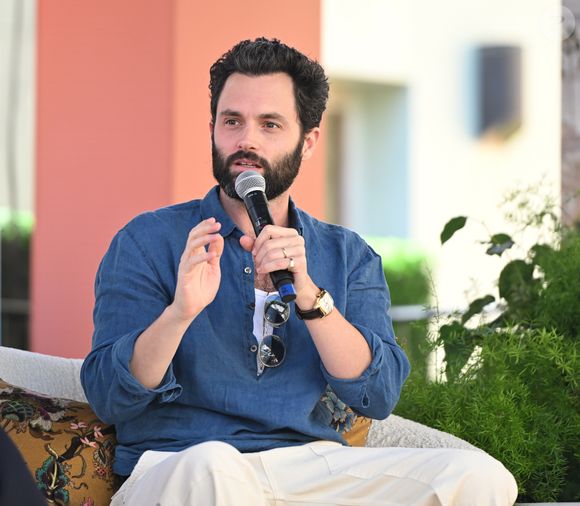 'Quanto mais bonito eu parecesse, mais valor eu teria', confessa Penn Badgley sobre seus anos em Gossip Girl
