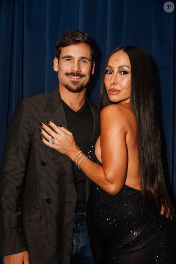 Mais fotos do casal do momento! Sabrina Sato e Nicolas Prattes posam juntos em evento da Gucci em São Paulo