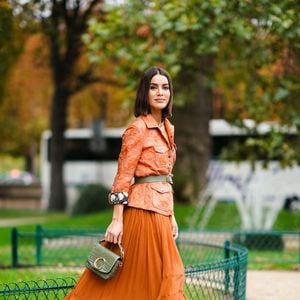 Não é só o guarda-roupa que pede atualização, a fragrância também acompanha a troca de estação