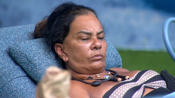 'Não nasci de estupr*': a explicação da equipe de Solange Couto para declaração polêmica e de forte teor ofensivo da atriz no 'BBB 26'