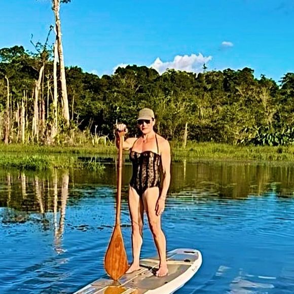 Resultado disso tudo é um corpo super definido e saudável para Christiane Torloni