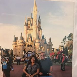 Rose Miriam publicou uma série de fotos raras da intimidade com Gugu em seu perfil no Instagram