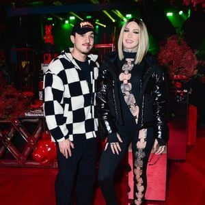 O casal de influenciadores brasileiros, Christian Figueiredo e Zoo, marcou presença na festa de 27 anos de MC Mirella, que teve como tema a icônica revista Playboy