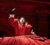 Antes do seu show com diversos hits, Lady Gaga atrasou cerca de 1 hora para subir ao palco