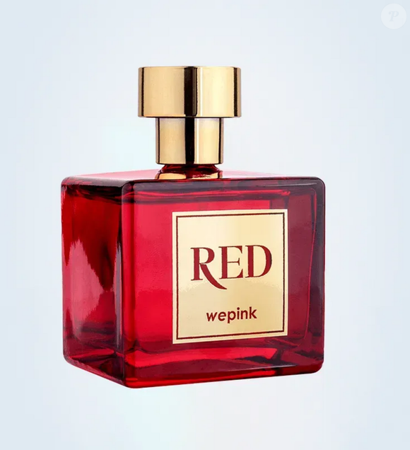 Lançado em 2023, o Red pertence à família Floral Oriental e aposta em uma construção olfativa marcante e sedutora.