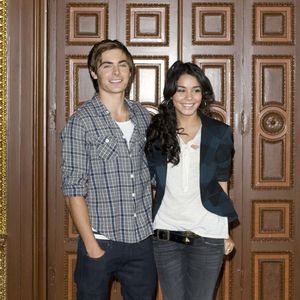 Zac Efron e Vanessa Hudgens, que contracenaram como par romântico em 'High School Musical', também se relacionaram na vida real