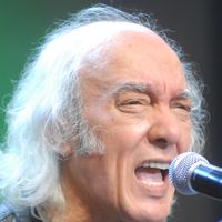 Herança de Erasmo Carlos vira assunto de polícia: filhos do cantor apresentam queixa-crime contra viúva do artista; polêmica envolve movimentação de R$ 345 mil após morte do ícone da Jovem Guarda