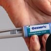 Busca pelo 'corpo ideal' com canetas emagrecedoras esconde um risco silencioso; médico faz importante alerta