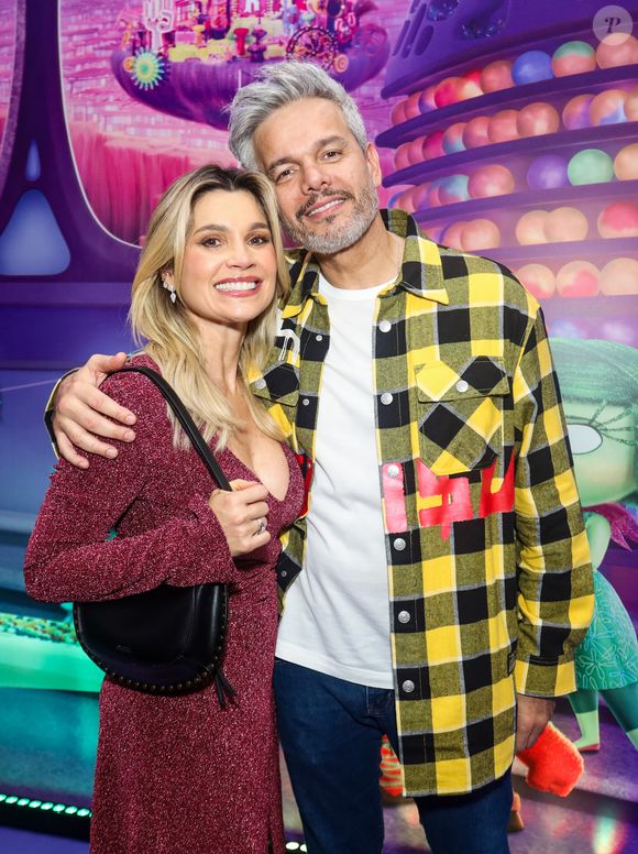 Flávia Alessandra relembrou uma situação inusitada que viveu bem no início do casamento com Otaviano Costa