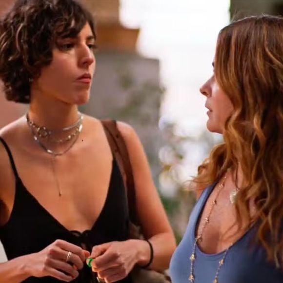 Nina (Flora Camolese) destroi relação de Filipa (Claudia Abreu) e Danilo (Felipe Simas) na reta final da novela Dona de Mim