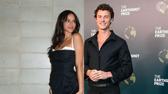 Bruna Marquezine e Shawn Mendes foram juntos ao cinema neste domingo, 23 de novembro de 2025!