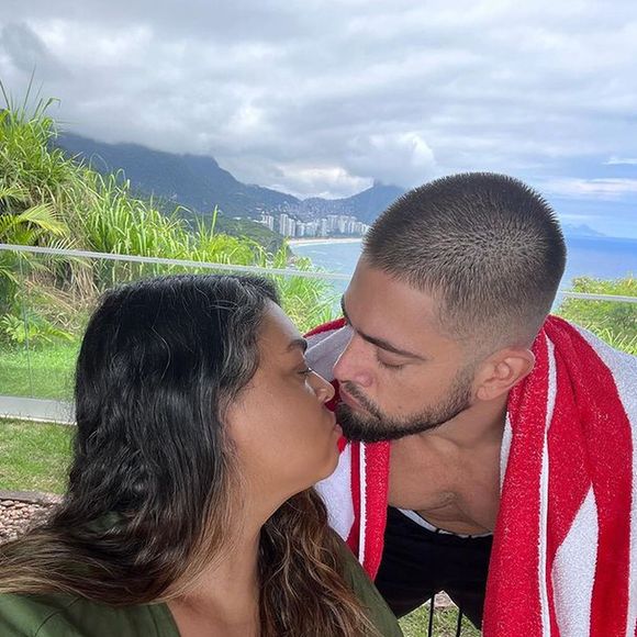 Rodrigo Godoy se envolveu com a personal stylist de Preta Gil