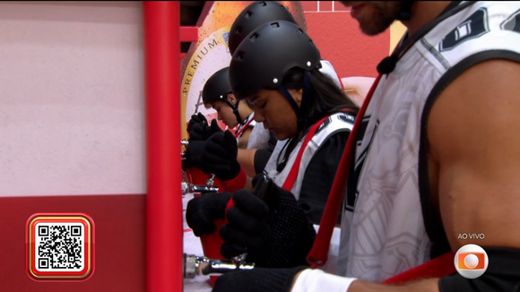 A semana começou com uma Prova do Líder disputada em duplas, em um circuito inspirado na cidade de Amsterdã. A dinâmica exigiu resistência física, estratégia e sintonia entre parceiros