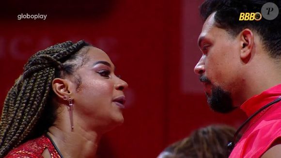 Aline repassou conversa com Diogo para Vinícius no 'BBB 25'