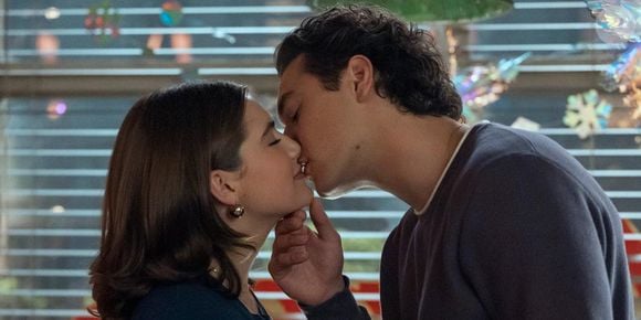 'Off Campus' é a nova série que vem fazendo sucesso nas redes sociais