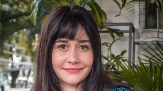 Há 32 anos, Alessandra Negrini substituiu atriz em série polêmica da Globo com Claudia Raia; troca de artistas em 'Engraçadinha' envolveu proibição do Juizado de Menores por cenas de incesto e homossexualismo