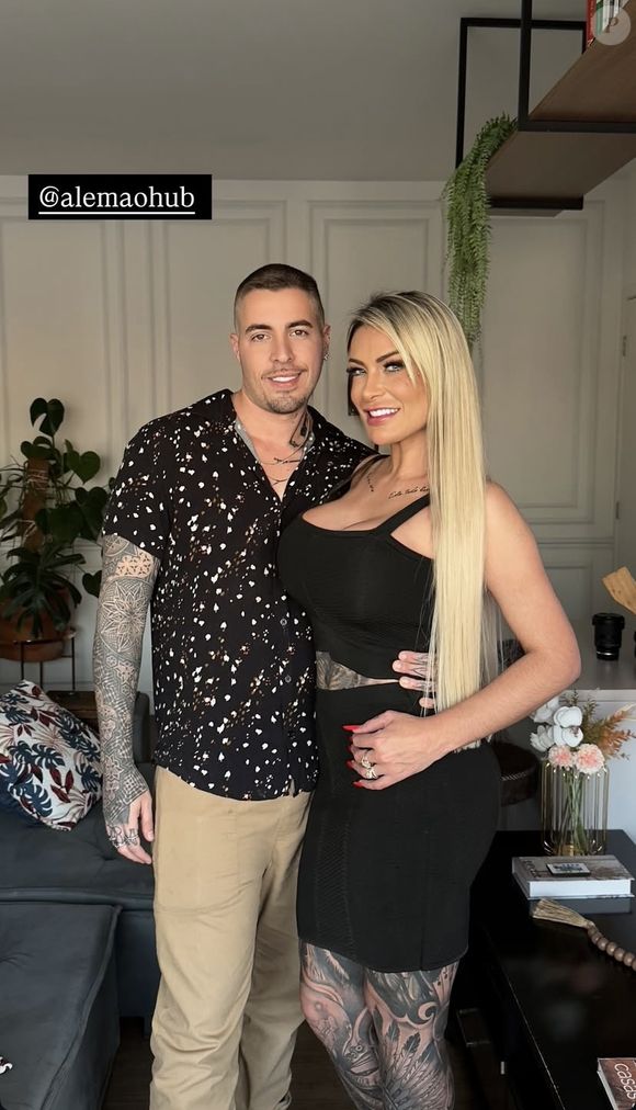 Andressa Urach recebeu reclamações enquanto gravava um vídeo pornô com Alemão