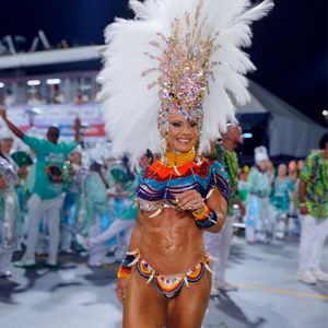 Mancha Verde, escola de Viviane Araujo, traz enredo focado na espiritualidade e na sabedoria ancestral