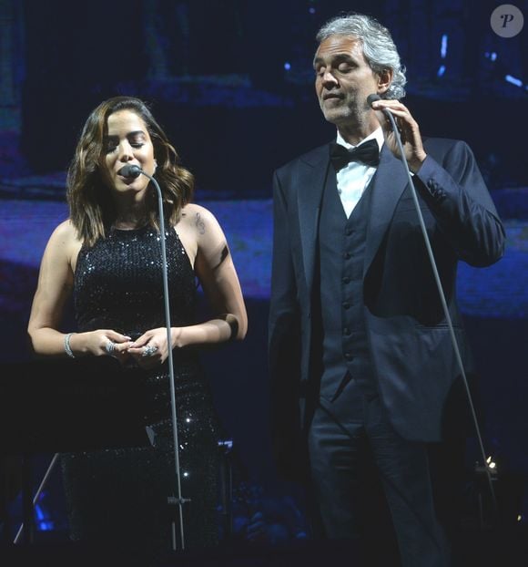 Andrea Bocelli, que já chegou a convidar a cantora Anitta para uma participação em um de seus shows, reagiu de forma inesperada a uma pergunta sobre futebol, encerrando a conversa e deixando Pedro Bial completamente sem resposta