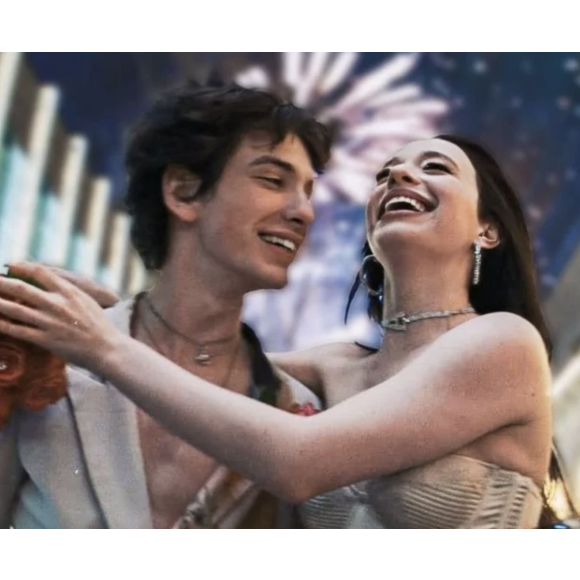 Mikey Madison vive uma garota de programa no filme 'Anora'