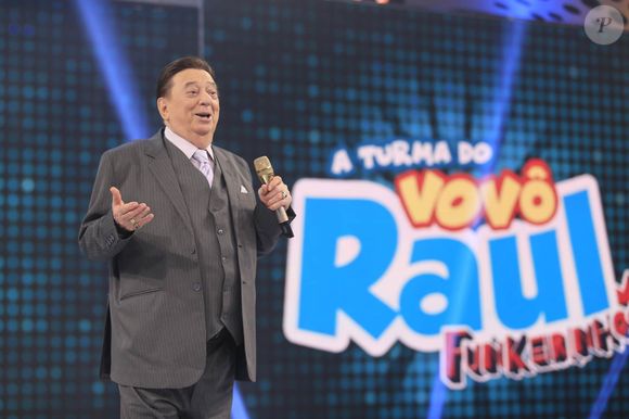 O que aconteceu com Raul Gil? Longe da TV há quase 1 ano, apresentador passou por exames. 'Está tudo bem', afirmou seu filho