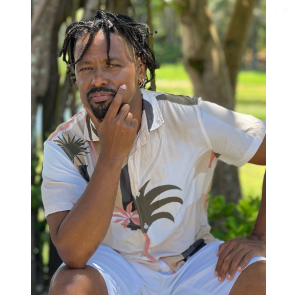 Leandro Rocha candidato à Pipoca no 'BBB 26', precisou trabalhar para ajudar em casa. Já vendeu picolé, raspou cana, limpou residências e comercializou amendoim torrado