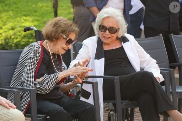 Nathalia Timberg ao lado de Laura Cardoso: duas veteranas da TV Globo