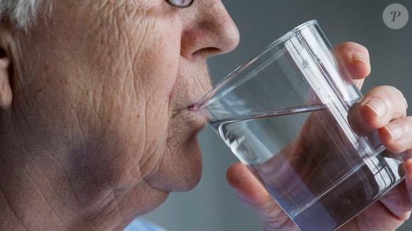 Pele mais luminosa e menos oleosa: veja os efeitos percebidos após três semanas aumentando o consumo diário de água