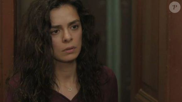 Na novela 'Força de Mulher', Bahar fica incomodada ao voltar a viver com Sarp