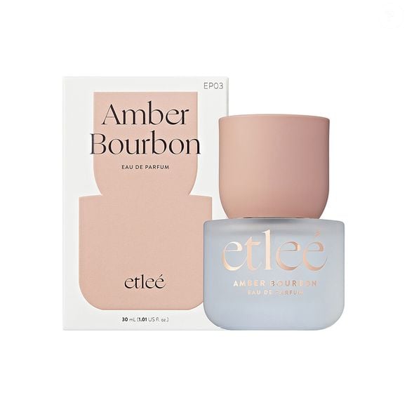 Amber Bourbon é uma fragrância compartilhável envolvente, romântica e irresistivelmente sensual