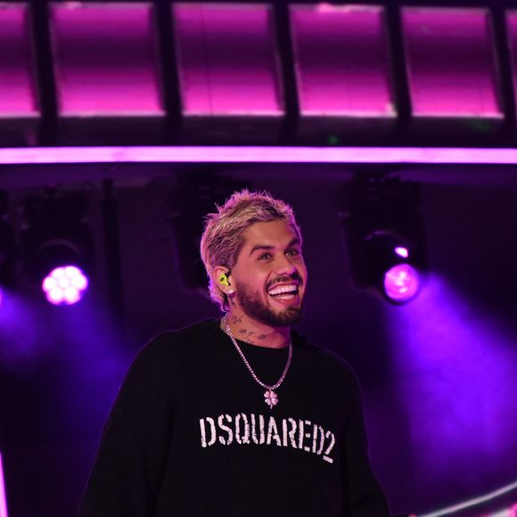 Zé Felipe tem cachê bem mais alto que o valor da pensão alimentícia que dará aos filhos, como mostram contratos de licitação de três shows que o famoso tem na agenda em julho