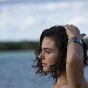 Em 2014, já com cabelo curto, Isis Valverde participou da minissérie 'Amores Roubados'