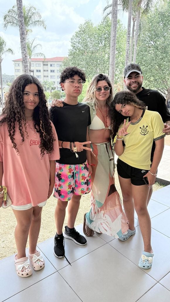 Danielle Souza e Dentinho são pais de três filhos: Bruno Lucas e as gêmeas Sophia e Rafaella