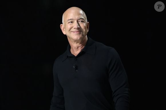 Jeff Bezos não mexe em telas de manhã para evitar que a superestimulação do mundo virtual - e o estresse que isso pode trazer - domine sua mente já no começo do dia